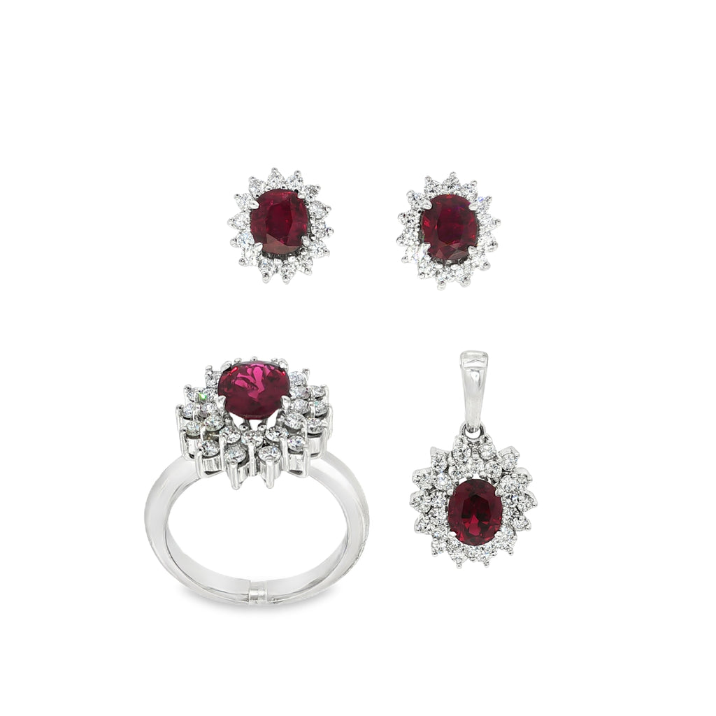 CONJUNTO ANILLO, PENDIENTES Y COLGANTE RUBÍ