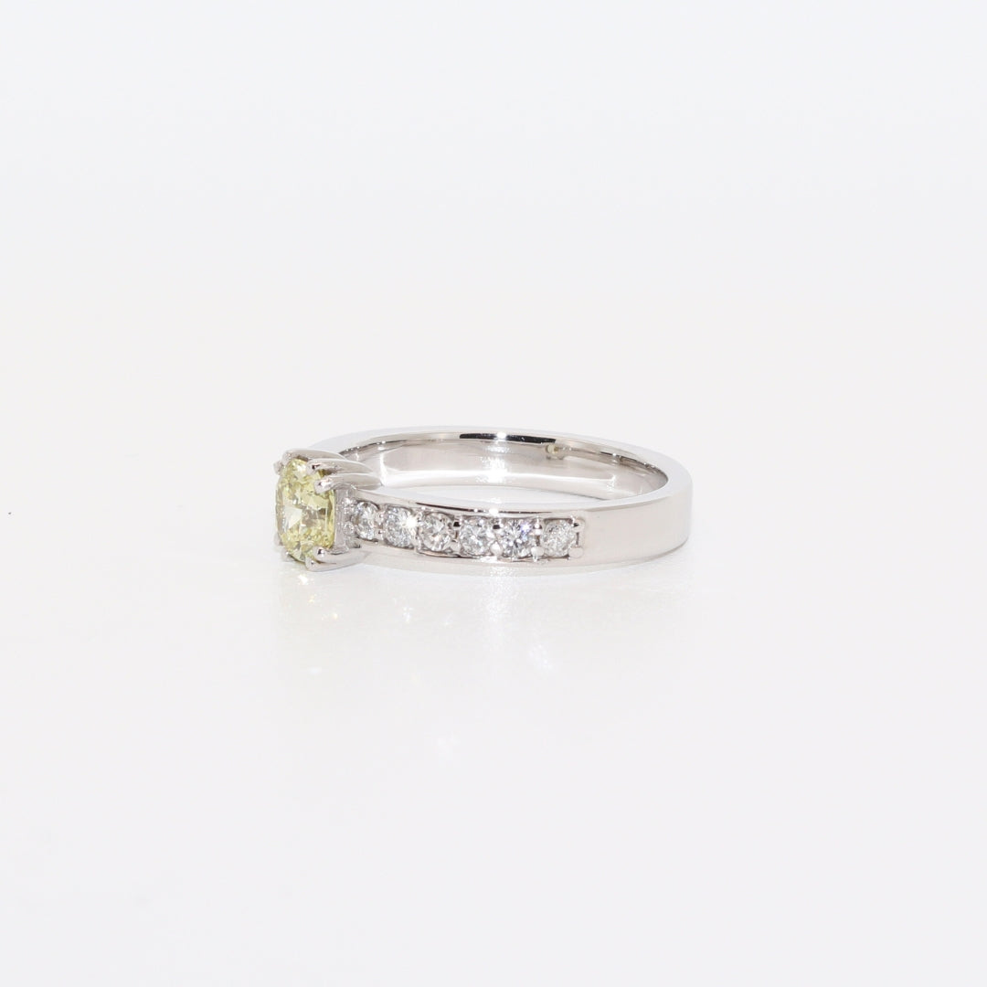 SOLITARIO DIAMANTE FANCY YELLOW