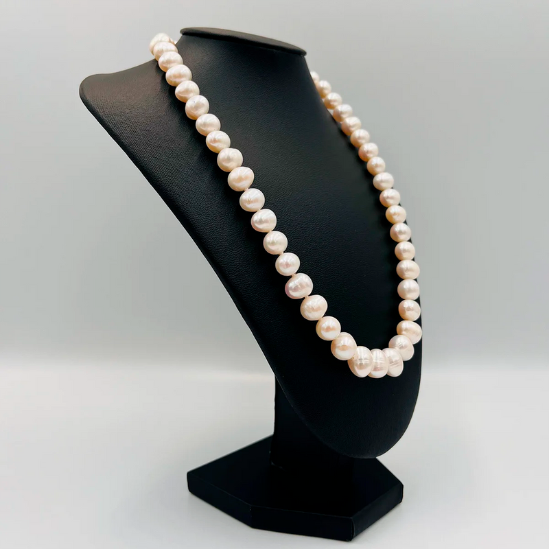 COLLAR DE PERLAS CON CIERRE DE ORO