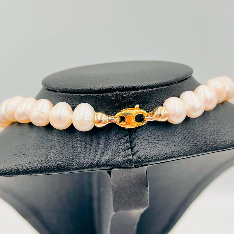 COLLAR DE PERLAS CON CIERRE DE ORO