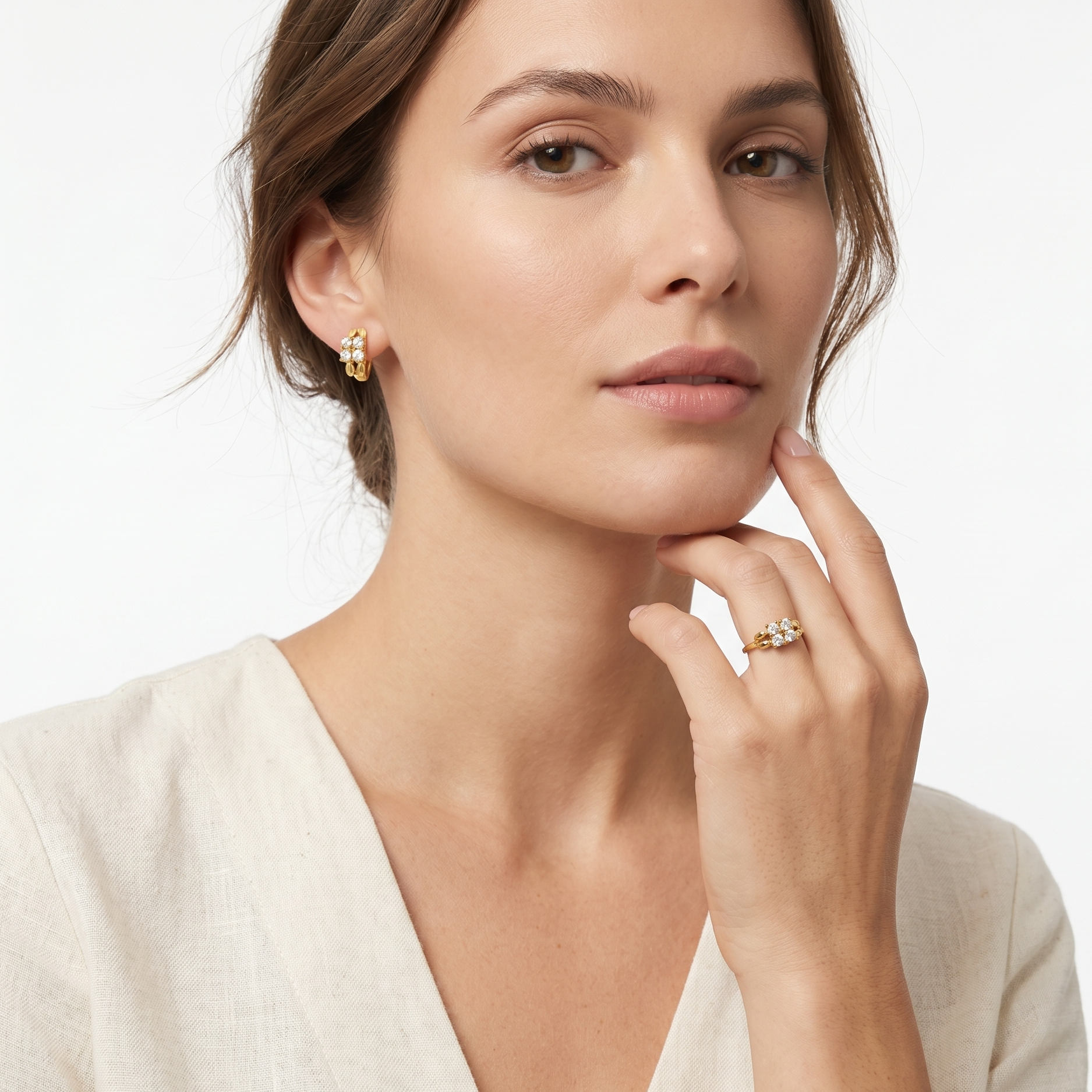 CONJUNTO ANILLO Y PENDIENTES CON CIRCONITAS