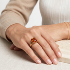 ANILLO CON PIEDRA AMBAR