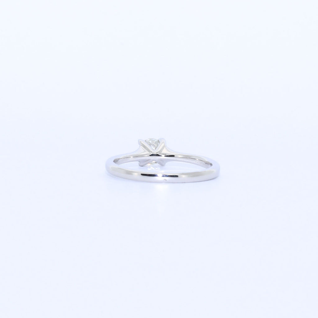 SOLITARIO PLATINO CON BRILLANTE