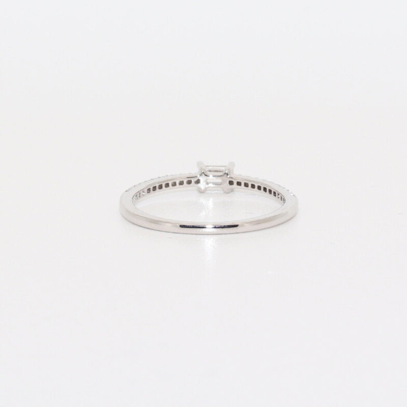 SOLITARIO PRINCESA CON DIAMANTES