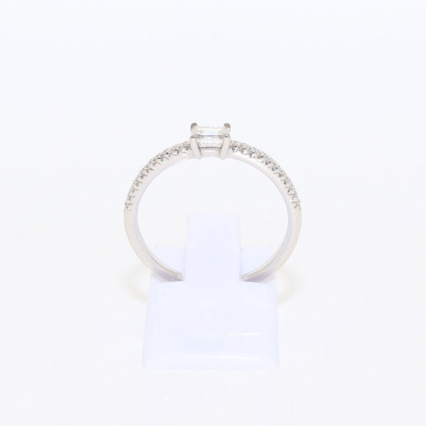 SOLITARIO PRINCESA CON DIAMANTES