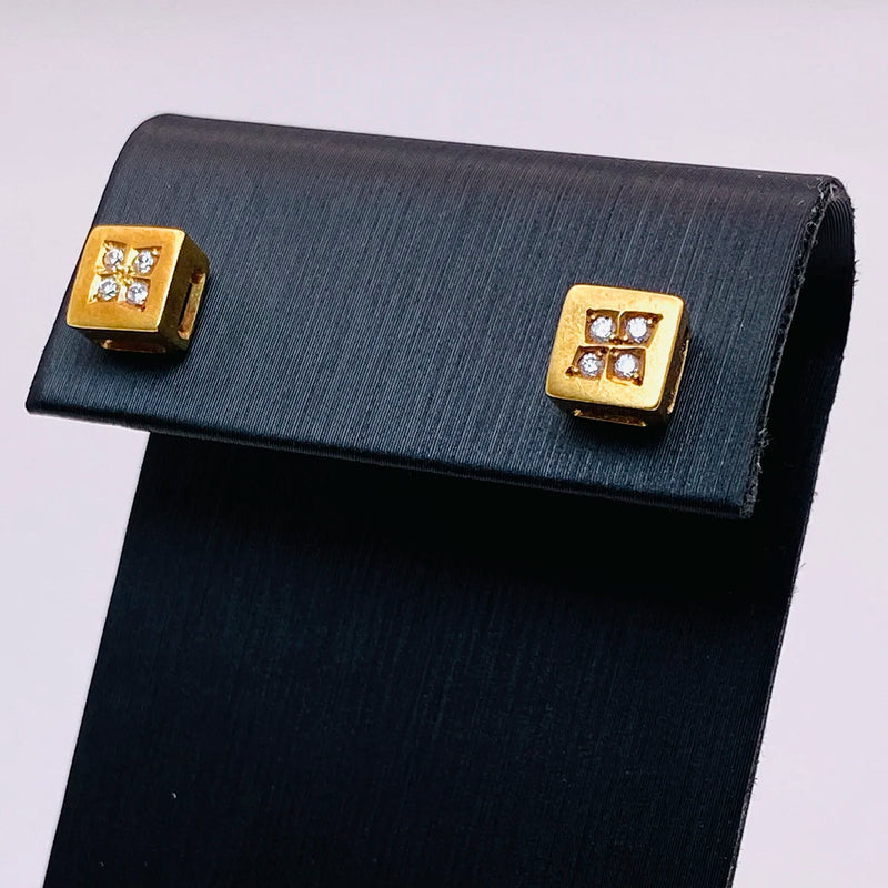 PENDIENTES CUADRADO CON CIRCONITA