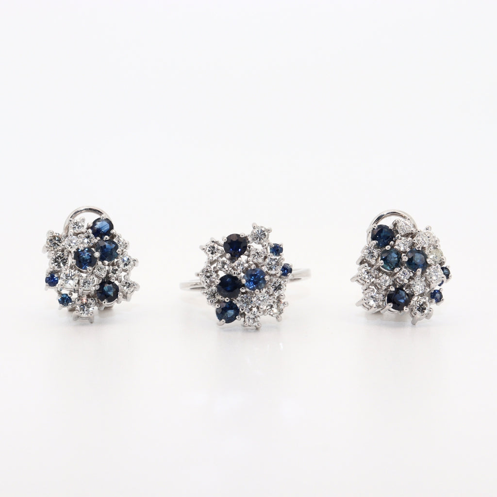 CONJUNTO SORTIJA Y PENDIENTES ORO BLANCO CON ZAFIROS Y BRILLANTES