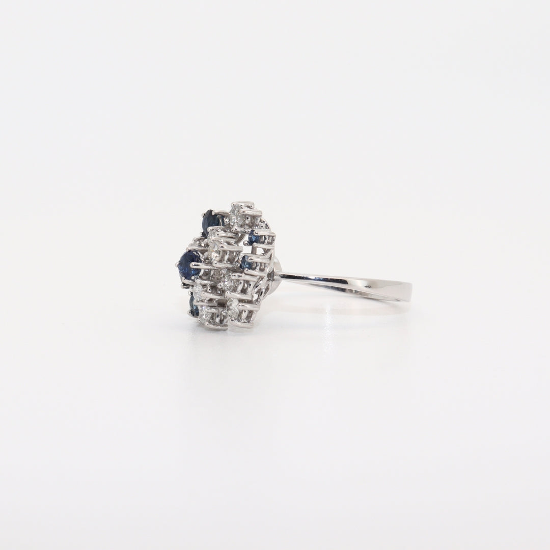 CONJUNTO SORTIJA Y PENDIENTES ORO BLANCO CON ZAFIROS Y BRILLANTES