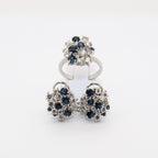 CONJUNTO SORTIJA Y PENDIENTES ORO BLANCO CON ZAFIROS Y BRILLANTES