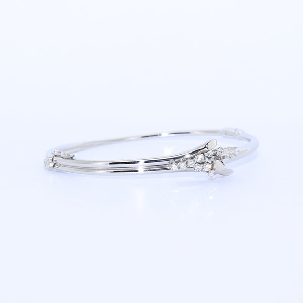 PULSERA RIGIDA ORO BLANCO Y BRILLANTES