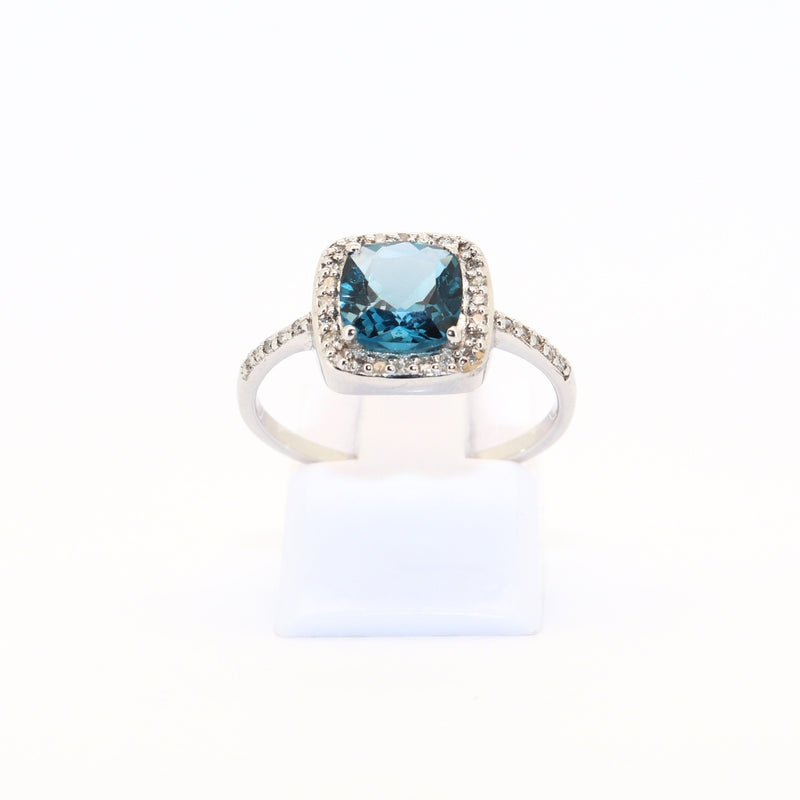 SORTIJA TOPACIO Y DIAMANTES