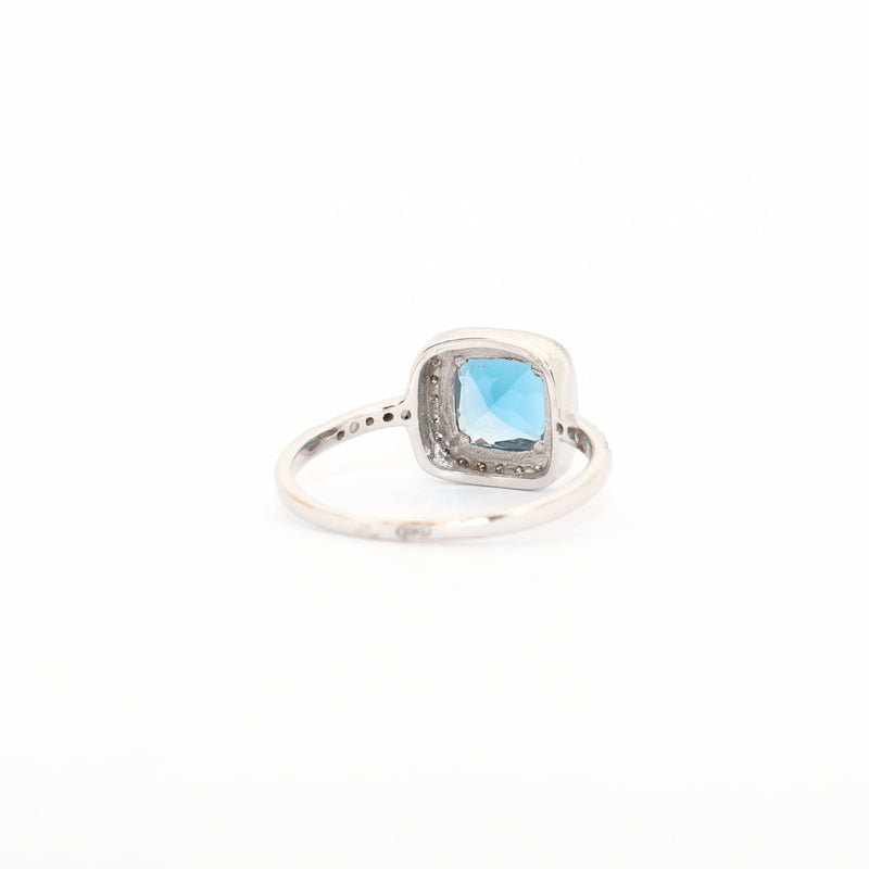 SORTIJA TOPACIO Y DIAMANTES