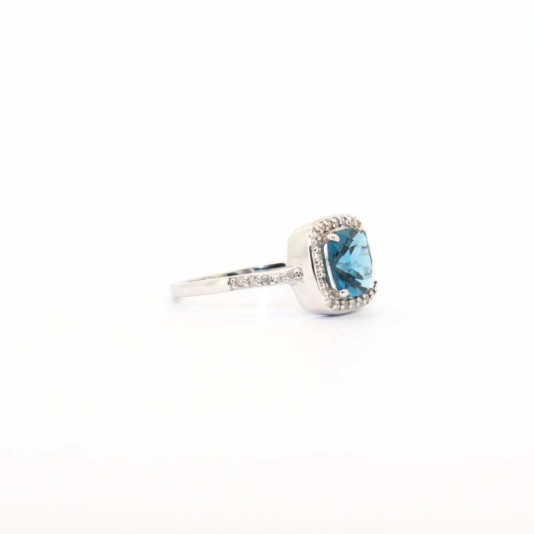 SORTIJA TOPACIO Y DIAMANTES
