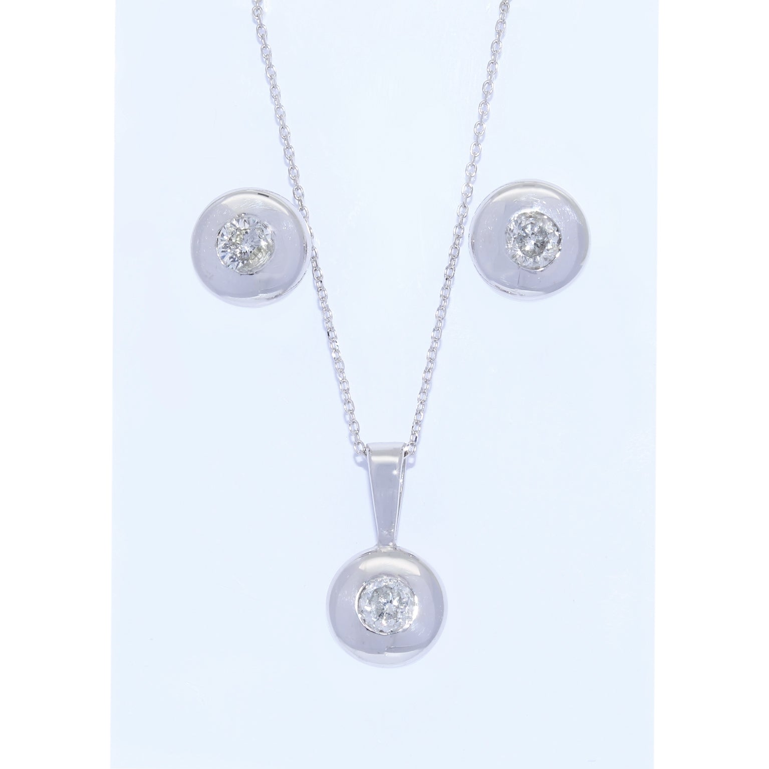 CONJUNTO PENDIENTES + COLGANTE CON DIAMANTES
