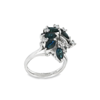 CONJUNTO DE ANILLO + PENDIENTES FLOR DE ZAFIROS Y DIAMANTES