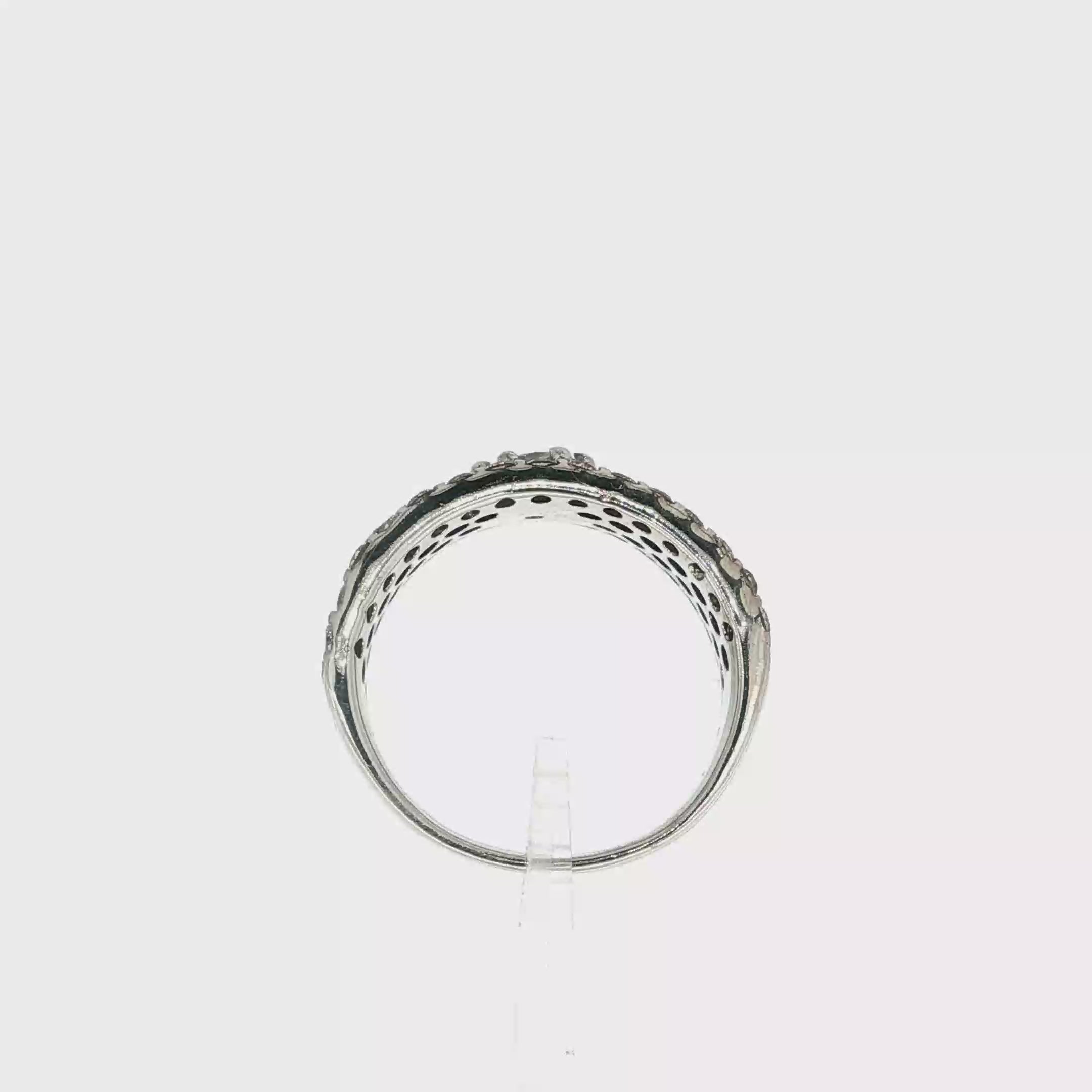 ANILLO CON DIAMANTES