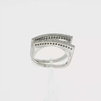 ANILLO V DE ORO BLANCO CON DIAMANTES