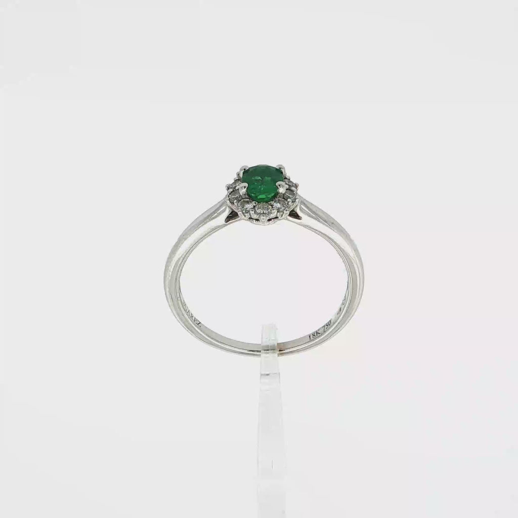 ANILLO ORO BLANCO CON ESMERALDA Y DIAMANTES