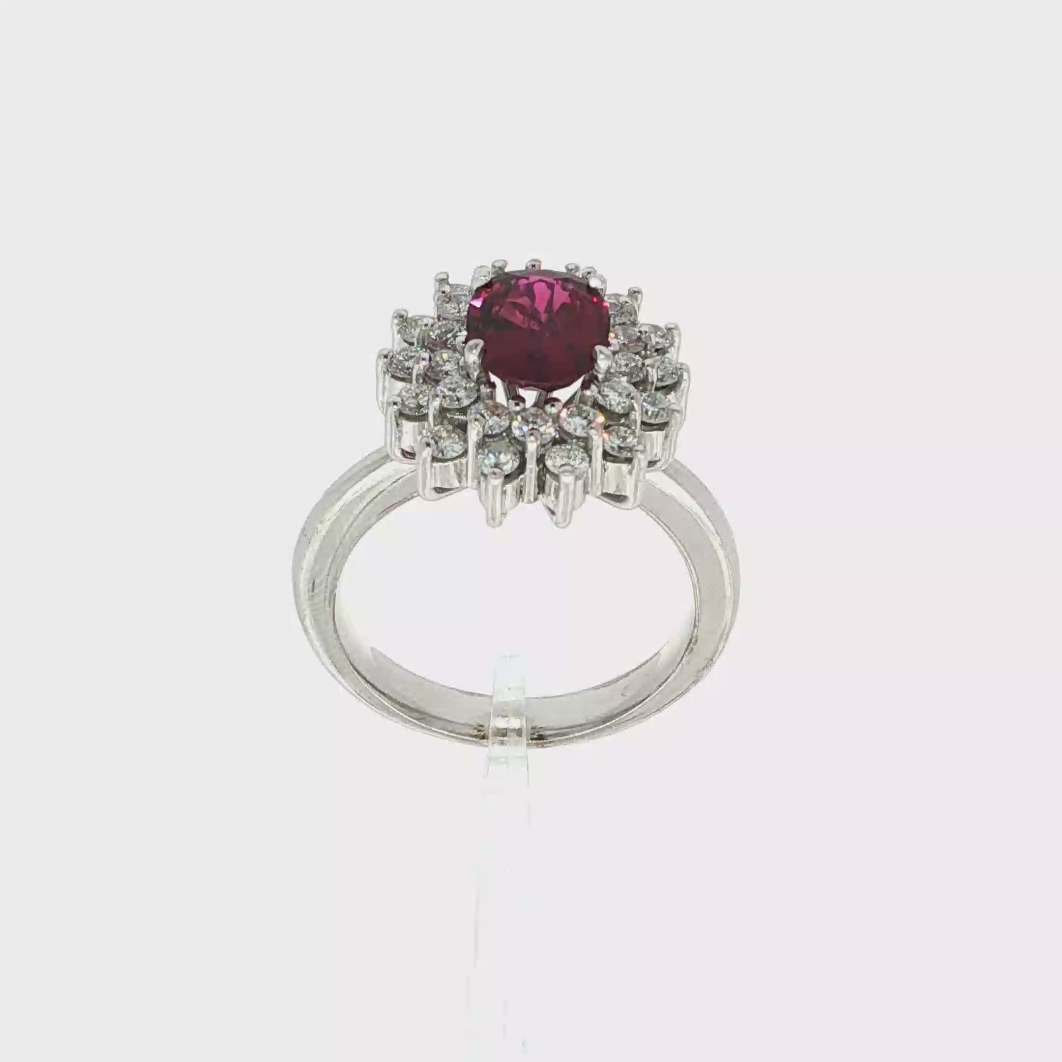 CONJUNTO ANILLO, PENDIENTES Y COLGANTE RUBÍ