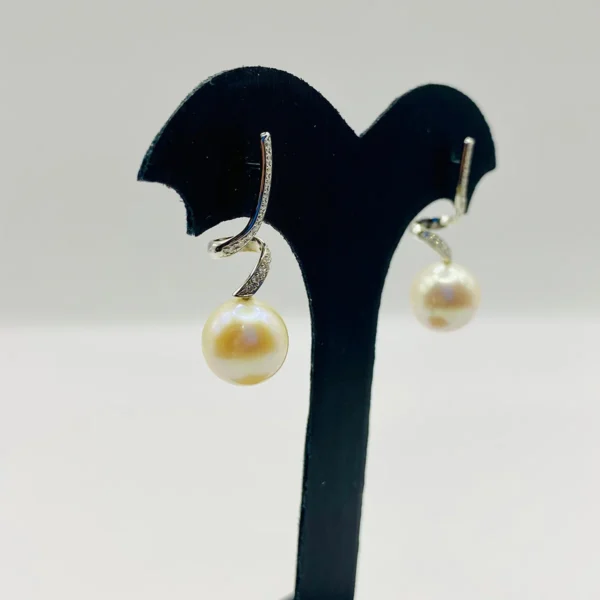 PENDIENTES ORO BLANCO CON PERLA Y BRILLANTES