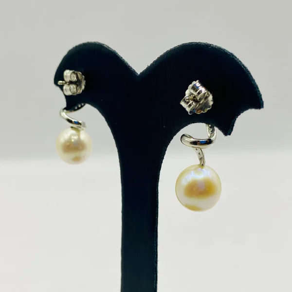 PENDIENTES ORO BLANCO CON PERLA Y BRILLANTES - Image 2